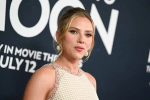 Scarlett Johansson Isi Suara untuk Ray Gunn, Animasi Detektif Bergaya Retro